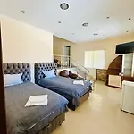 Hotel аси
