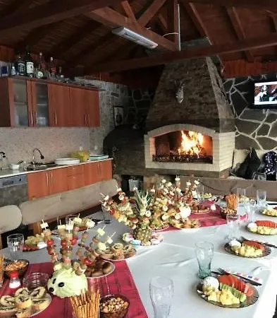 аси Hotell