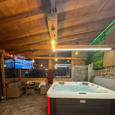 аси Hotell